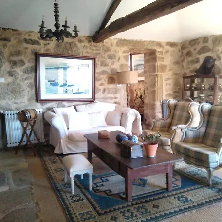 Luxurious With Pool In Nande Donas