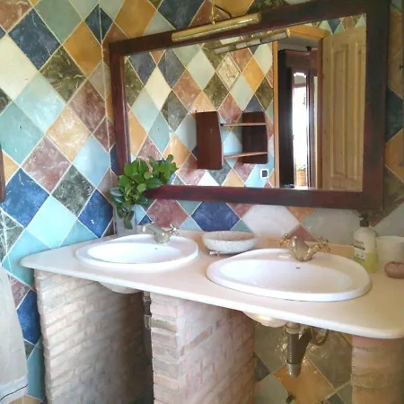 Luxurious With Pool In Nande Holiday home